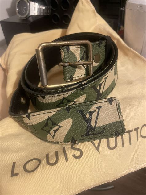 louis vuitton takashi murakami belt|takashi murakami louis vuitton trunk.